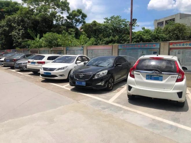 kaiyun粤J车主注意！江门开放式老旧小区实行交通改造停车要注意这些！(图3)