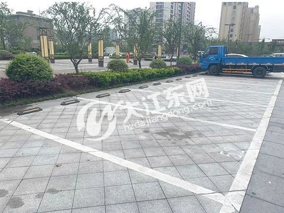 大江东义蓬多个kaiyun中国官方网站停车场即将开始收费网友炸了！(图4)