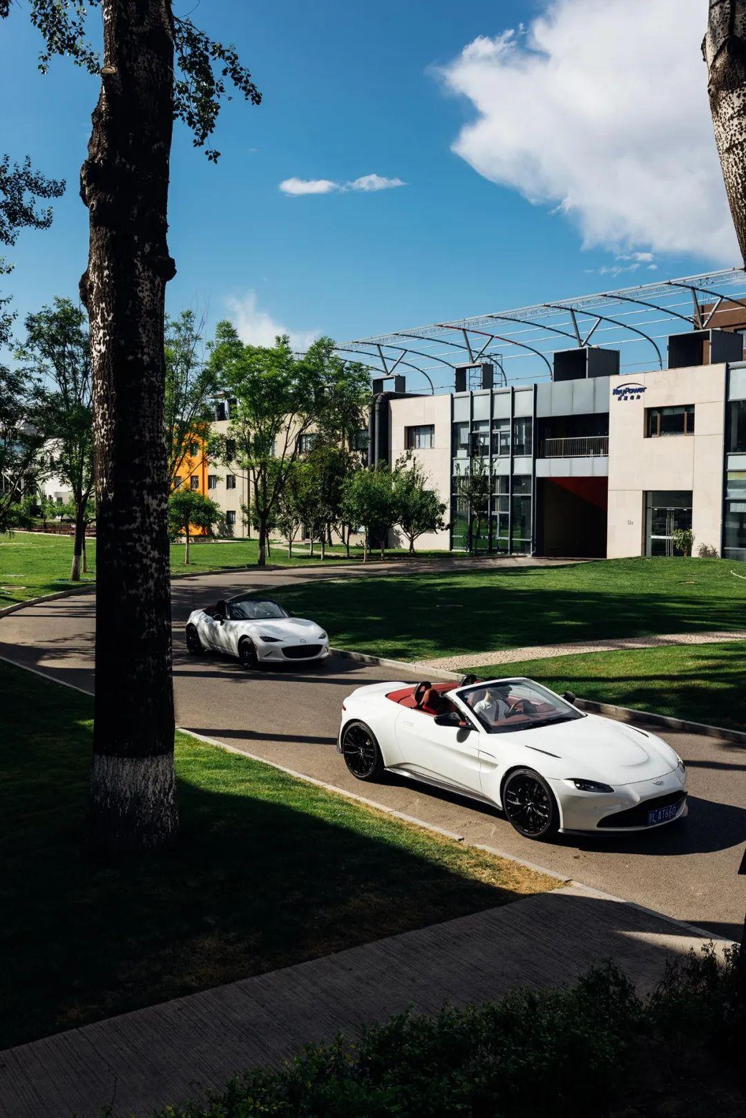 驾驶员的同理心阿斯顿·马丁RoadsterVS马自达Mkaiyun中国官方网站X-5(图4)