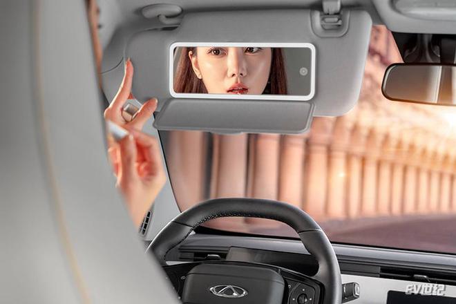 人间处暑秋kaiyun中国官方网站奇瑞小蚂蚁QQ冰淇淋舒适配置自在惬意好出行(图3)