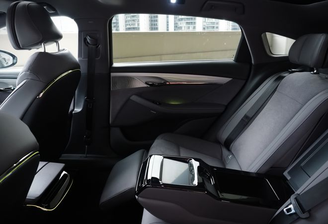 kaiyun中国官方网站岚图追光PHEV深度试驾:老板位很诱人驾驶动态有惊喜(图8) kaiyun中国官方网站岚图追光PHEV深度试驾:老板位很诱人驾驶动态有惊喜(图8)