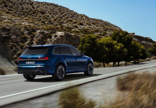 驾驭未来奥迪Q7展现家庭出游的科技魅力