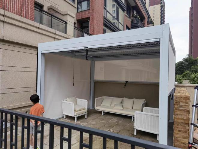 院子遮阳新招!通透设计胜阳光房四季舒适超实用!(图6) 院子遮阳新招!通透设计胜阳光房四季舒适超实用!(图6)