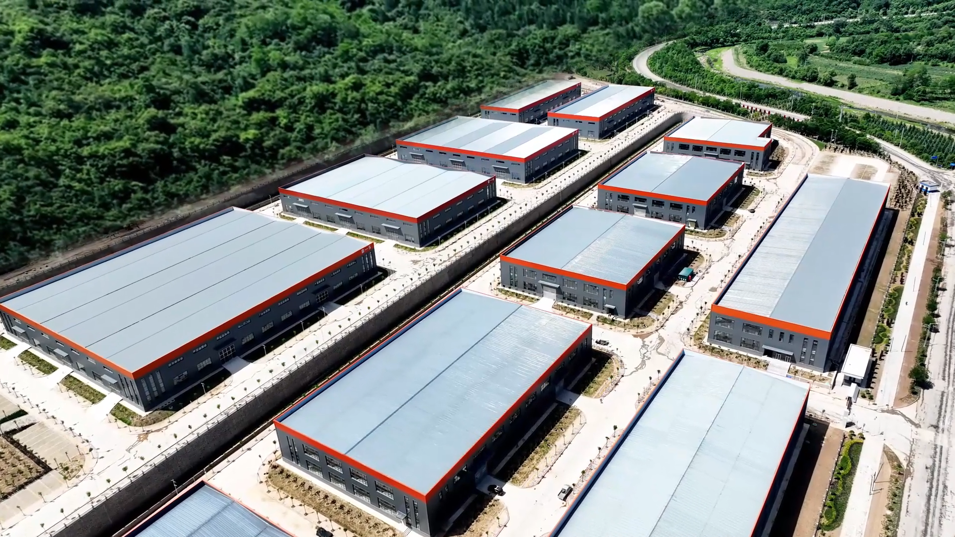 甘肃华亭：产业链群蓬勃起势 工业发展强劲有力(图3)