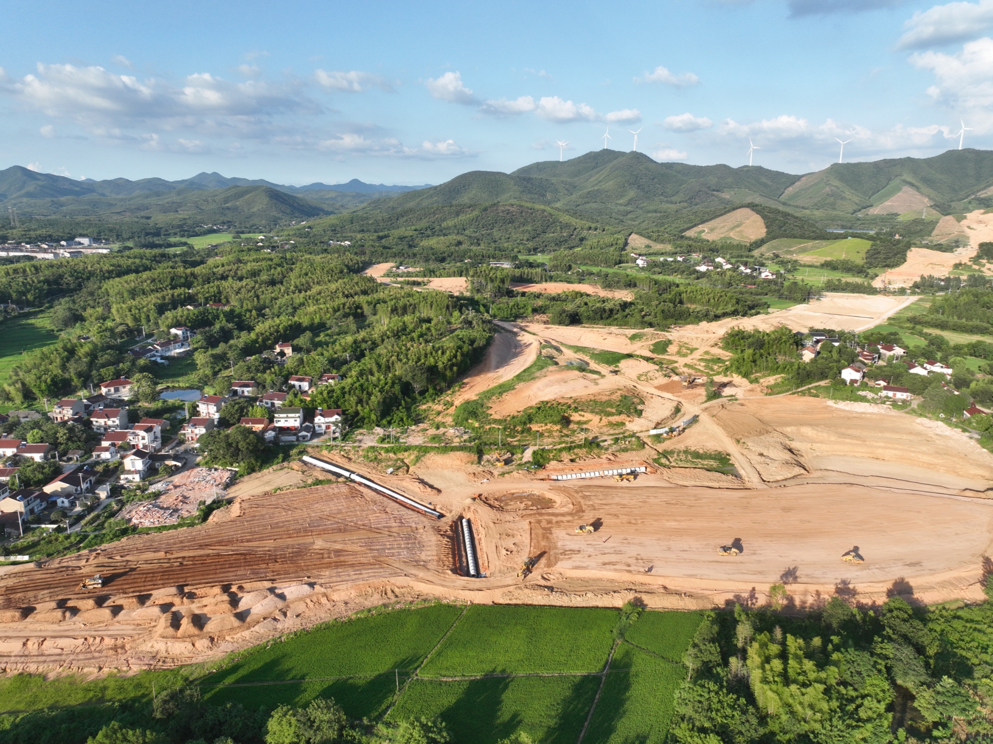 安徽建工路桥公路一公司：施“凉策” 开“凉方”蹄疾步稳生产忙(图3)