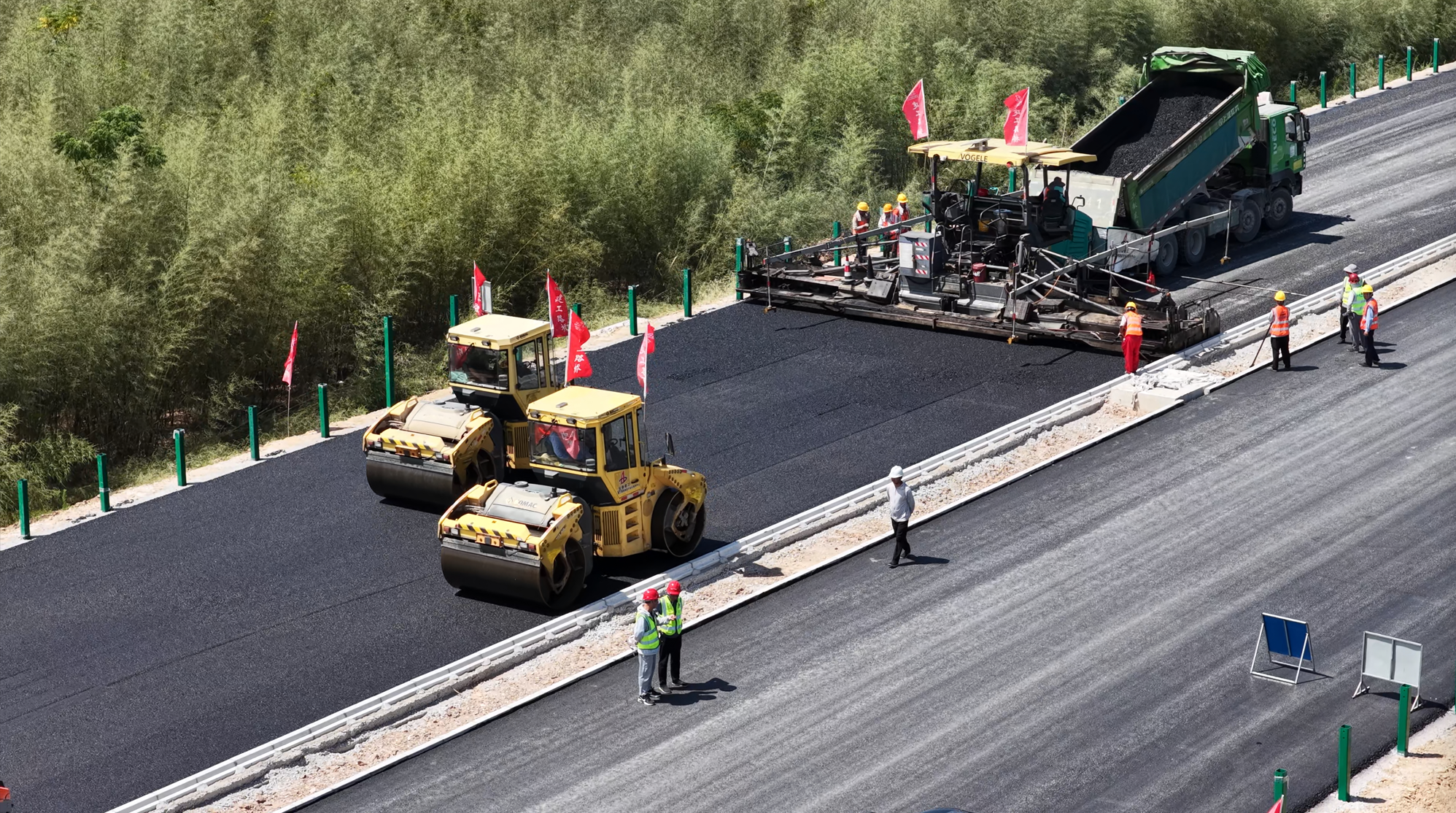 安徽建工路桥公路一公司：施“凉策” 开“凉方”蹄疾步稳生产忙(图4)