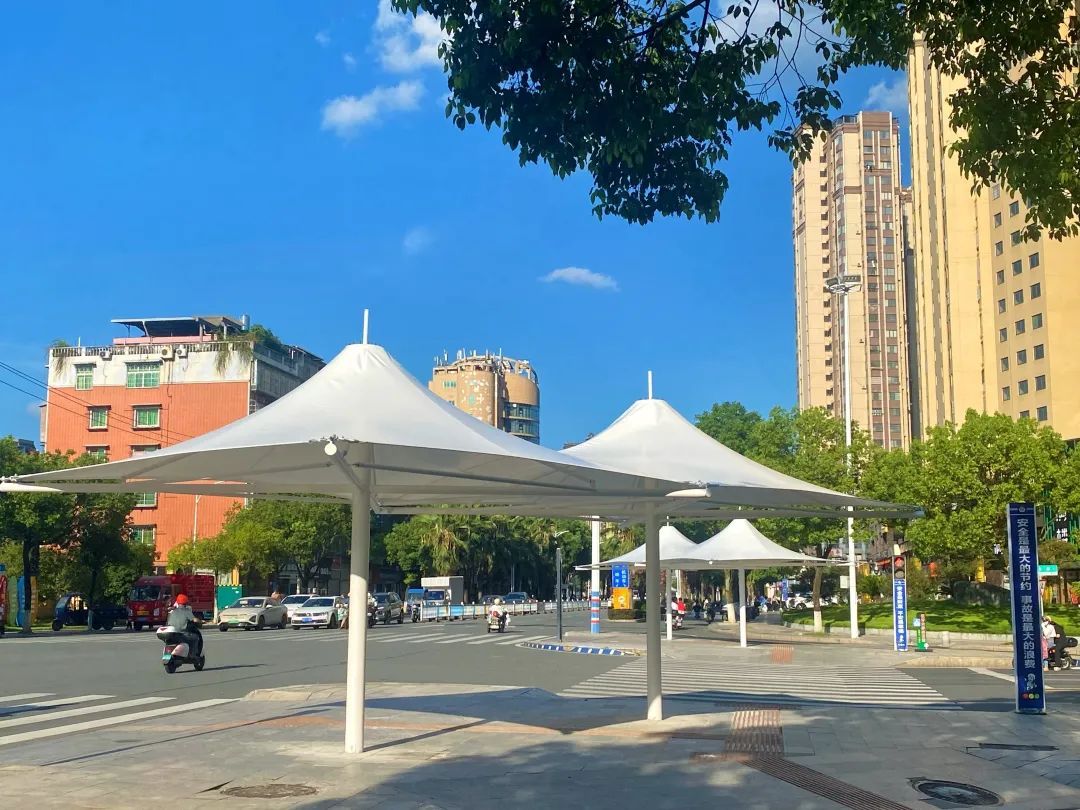 点赞!邵武这两处路口的遮阳棚即将建设完工(图2) 点赞!邵武这两处路口的遮阳棚即将建设完工(图2)