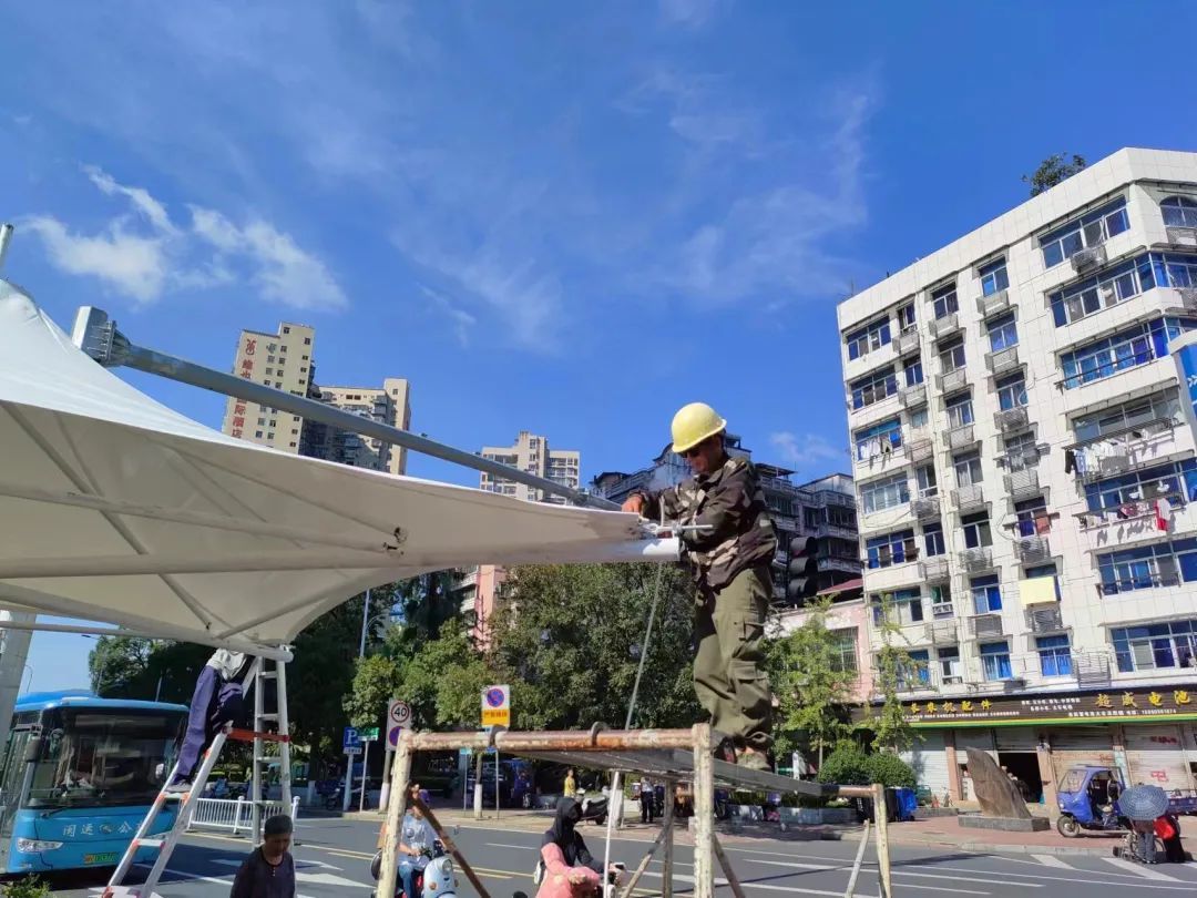 点赞!邵武这两处路口的遮阳棚即将建设完工(图5) 点赞!邵武这两处路口的遮阳棚即将建设完工(图5)