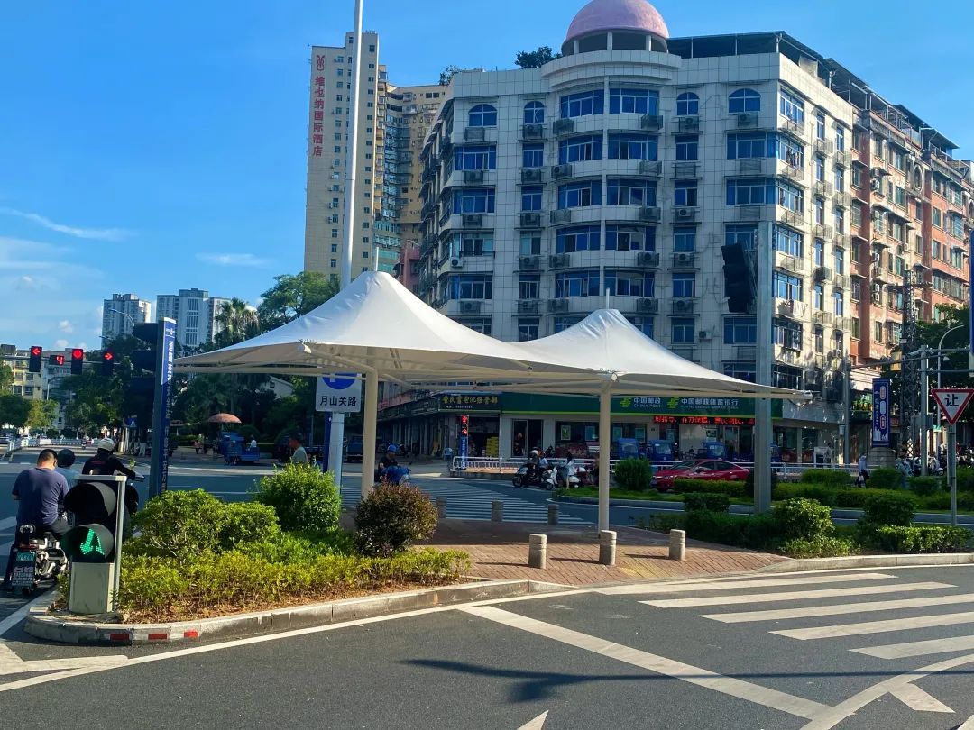 点赞!邵武这两处路口的遮阳棚即将建设完工(图3) 点赞!邵武这两处路口的遮阳棚即将建设完工(图3)