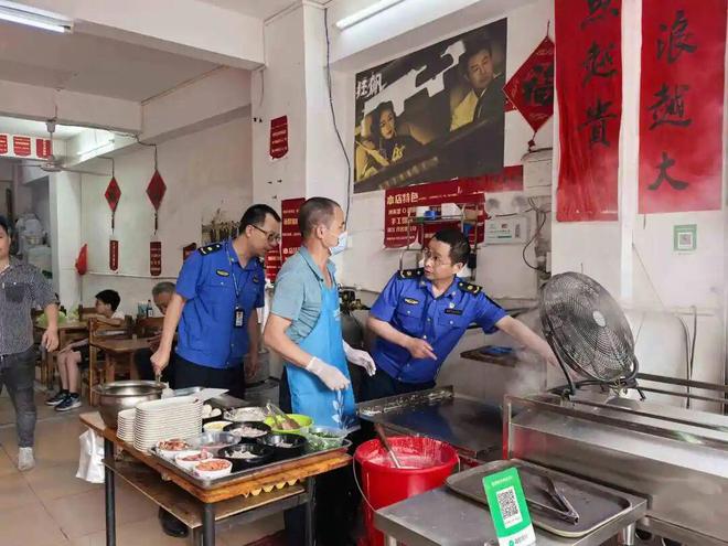 图集｜蓬江城管时刻在线年城市管理各类投诉同比下降1635%(图9)