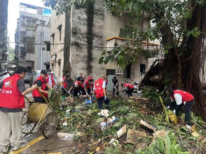 图集｜蓬江城管时刻在线年城市管理各类投诉同比下降1635%(图6)