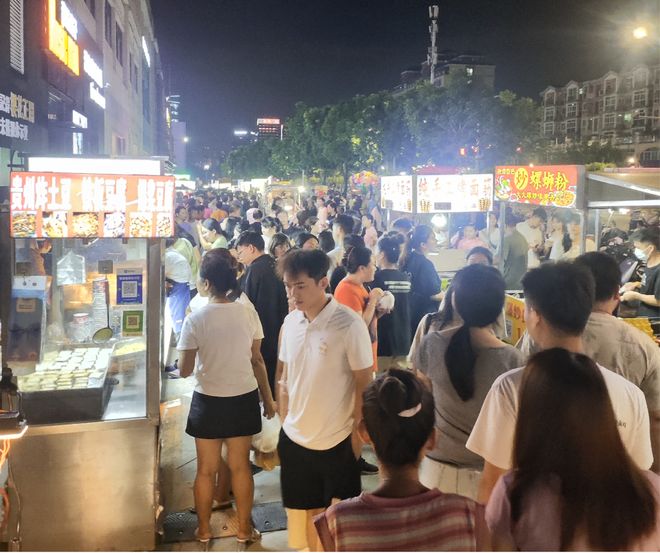 图集｜蓬江城管时刻在线年城市管理各类投诉同比下降1635%(图17)